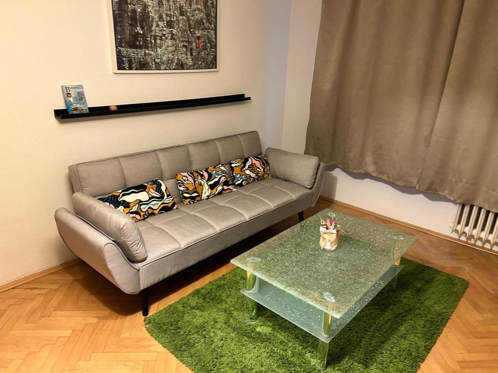 2,5 Izbovy Apartman V Ruzinove S Parkovanim Zdarma Bratislava Exterior photo